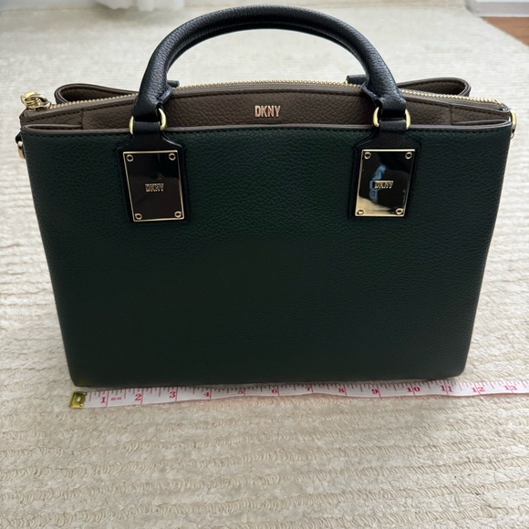DKNY Chris medium satchel - Picture 11 of 12